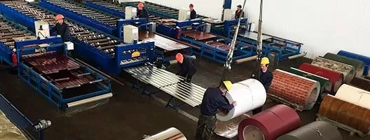 Профнастил в Киеве: как выбрать материал для забора, крыши и фасада